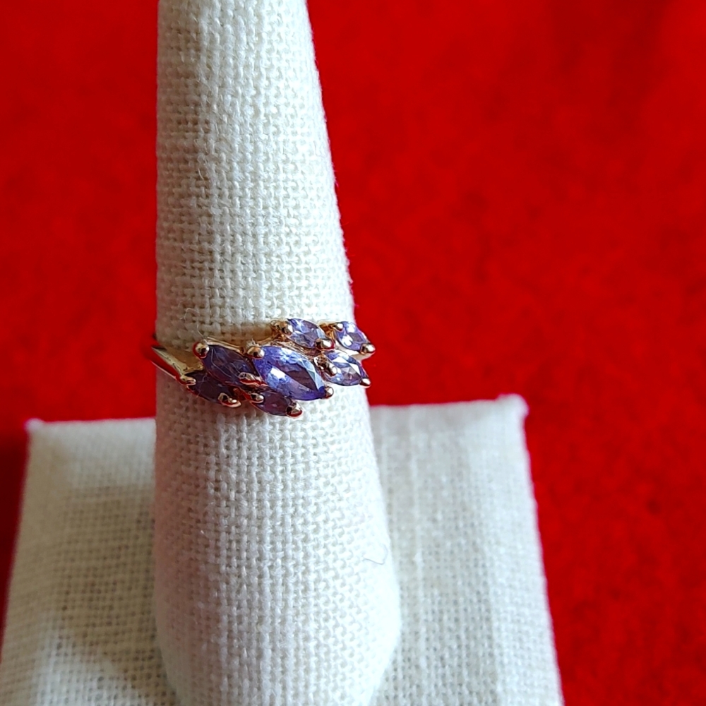 14k Solid gold Tanzanite Ring